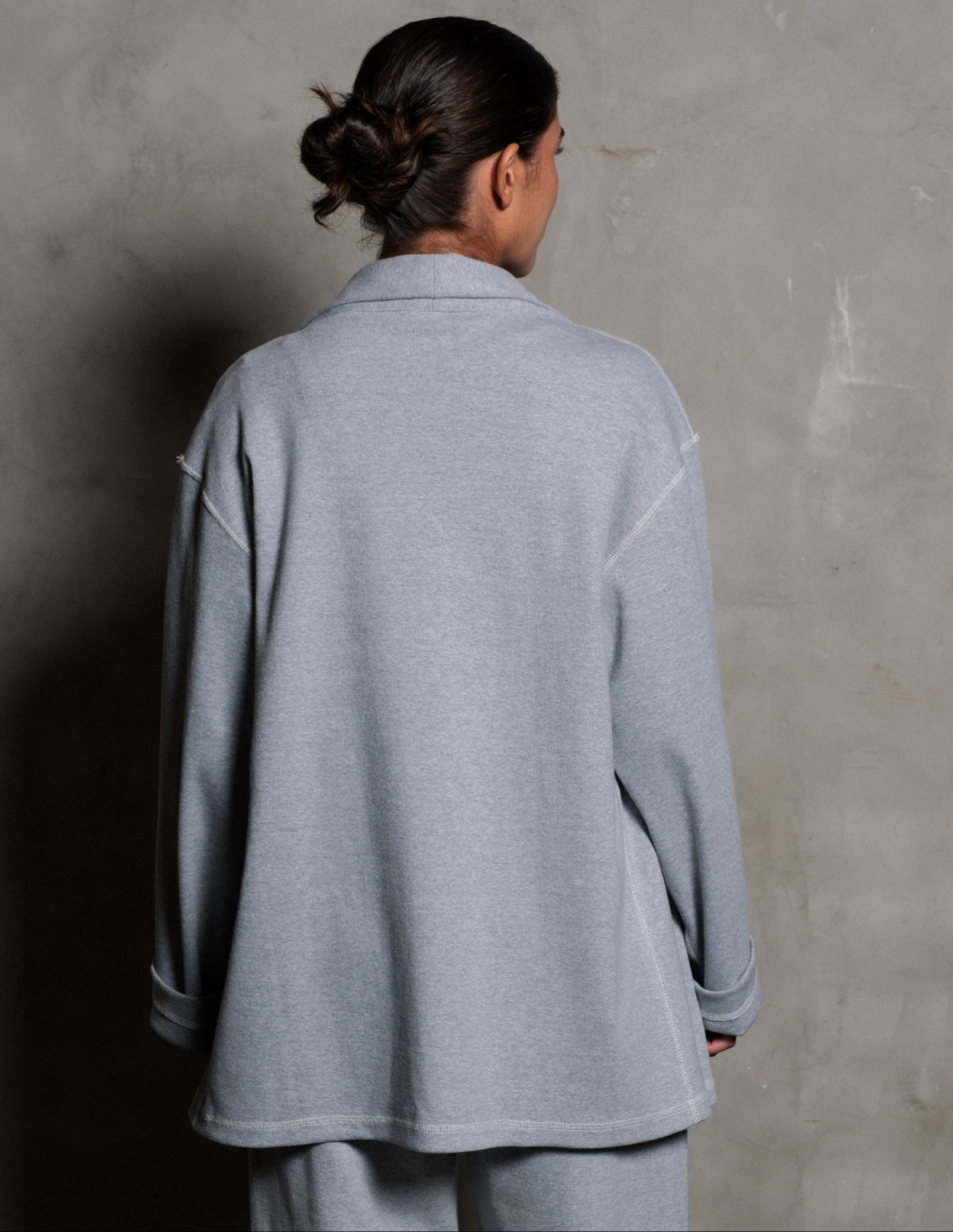 CARDIGAN GABRIEL CANELADO CINZA