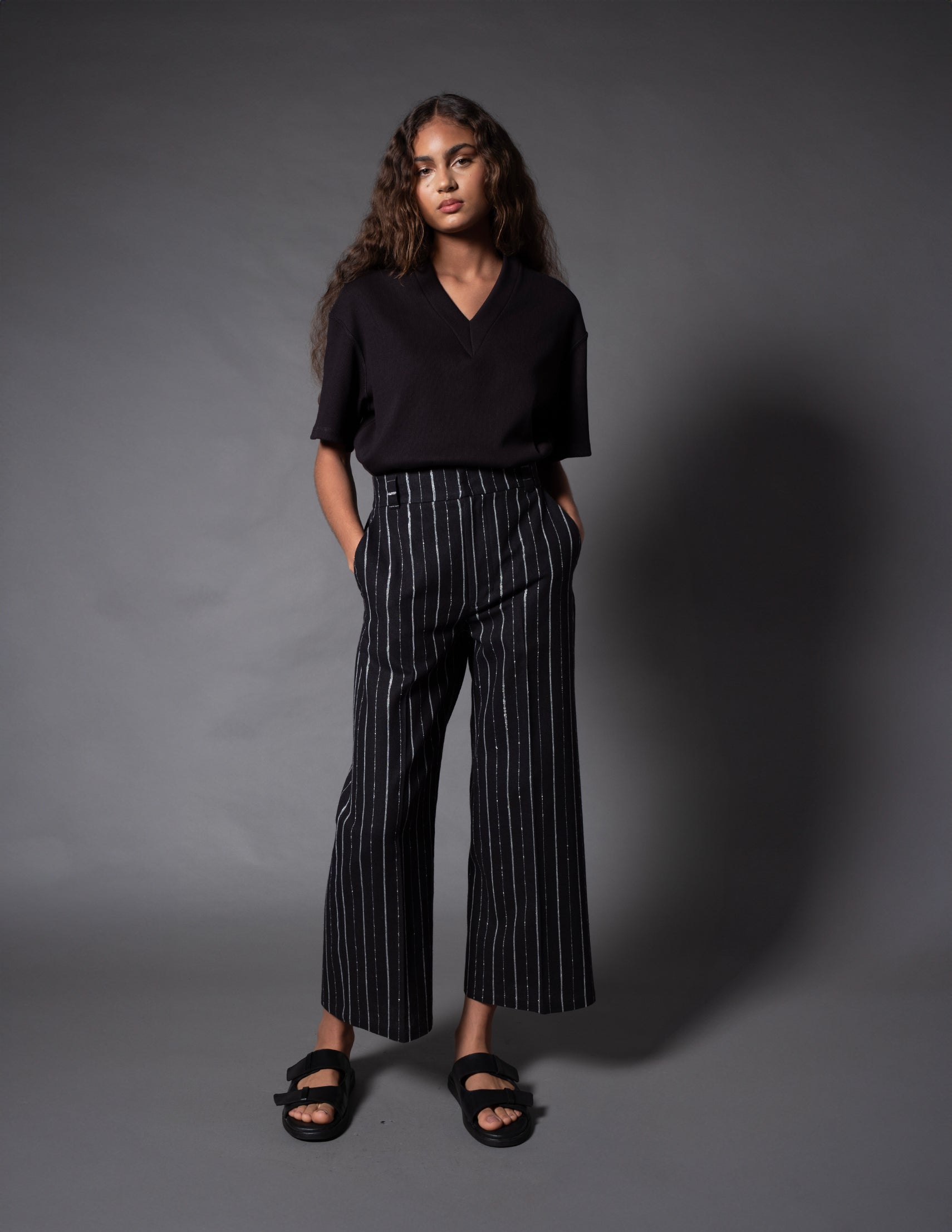 CALÇA PAULISTA RISCA DE GIZ