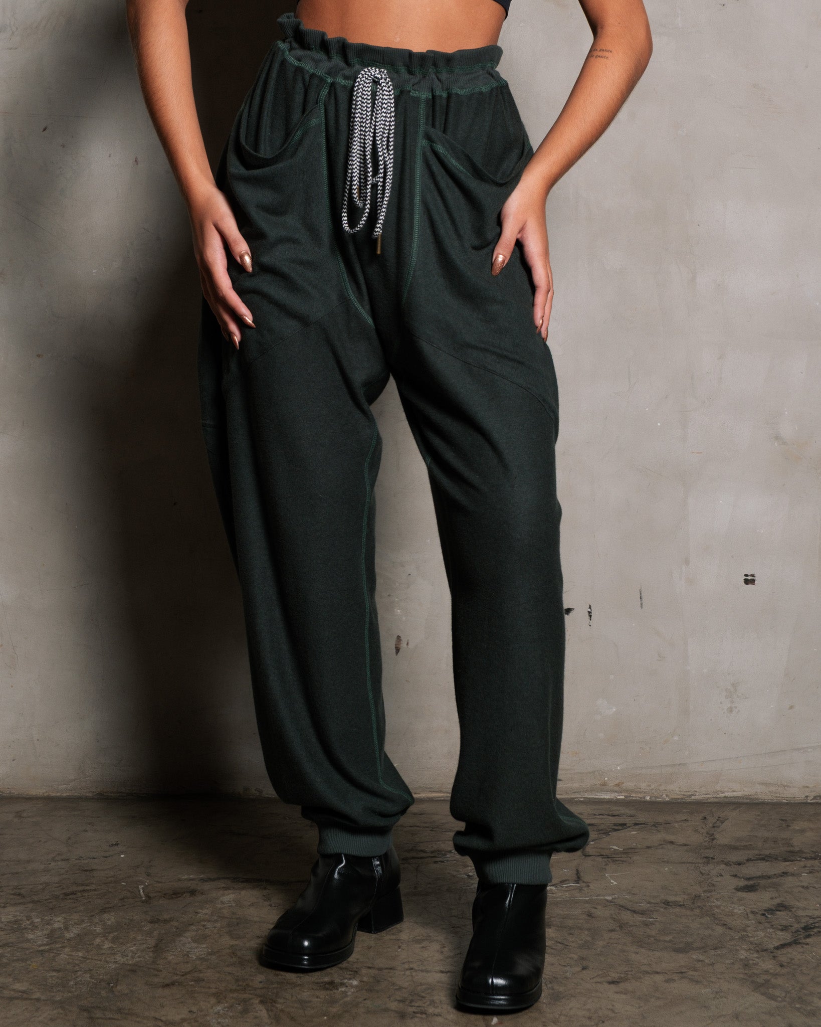 CALÇA HANAZAKI VERDE