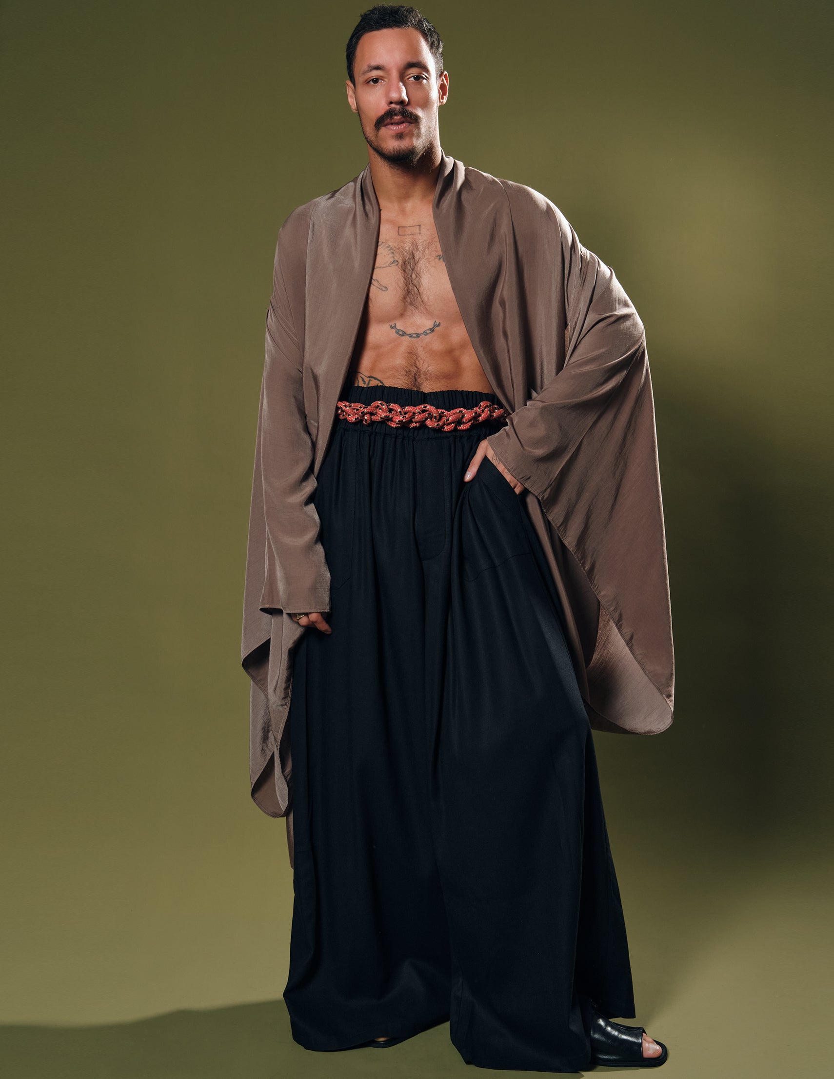KIMONO WU MARROM