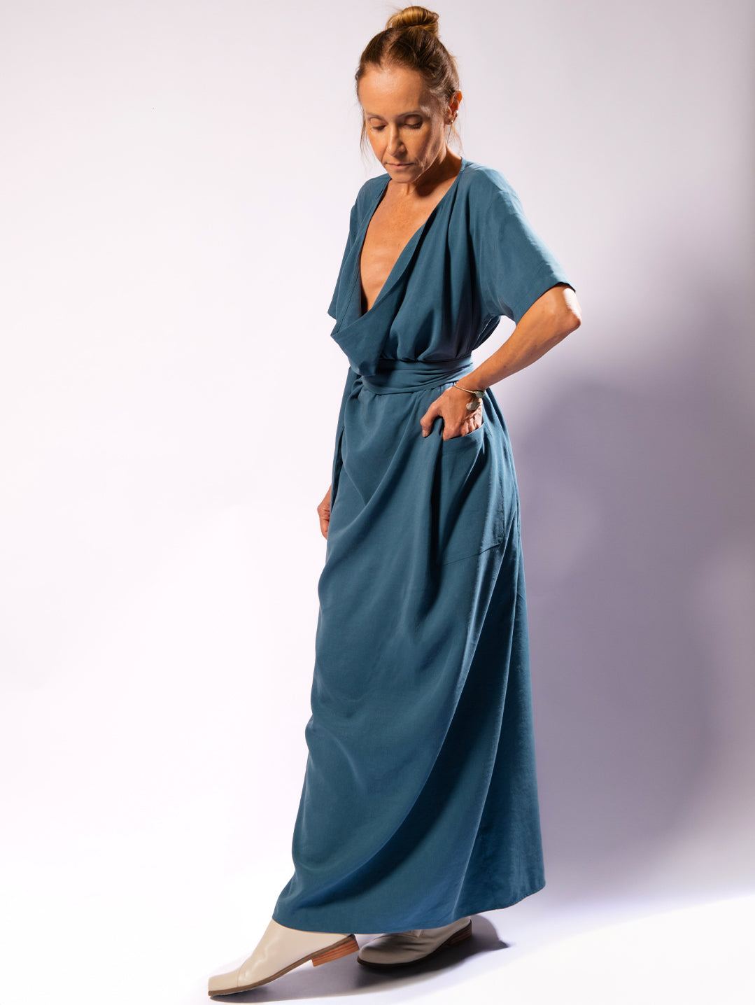 VESTIDO OLIVEIRA AZUL AÇO